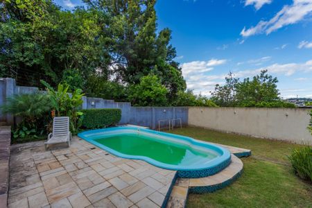 Casa à venda com 588m², 3 quartos e 3 vagasQuintal