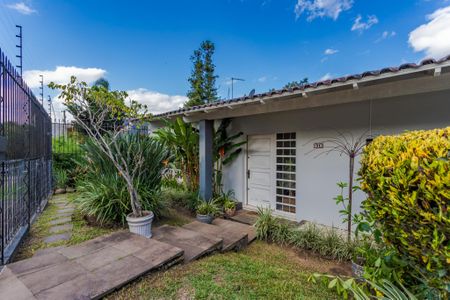 Casa à venda com 588m², 3 quartos e 3 vagasQuintal