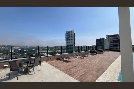 Studio para alugar com 25m², 1 quarto e sem vaga Studio para alugar com 25m², 1 quarto e sem vagaPiscina
