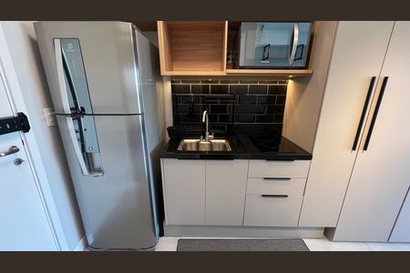 Studio para alugar com 25m², 1 quarto e sem vaga Studio para alugar com 25m², 1 quarto e sem vagaCozinha