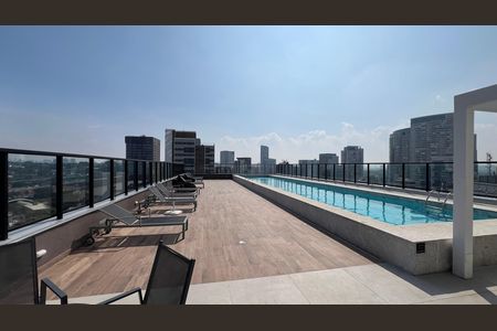 Studio para alugar com 25m², 1 quarto e sem vaga Studio para alugar com 25m², 1 quarto e sem vagaPiscina