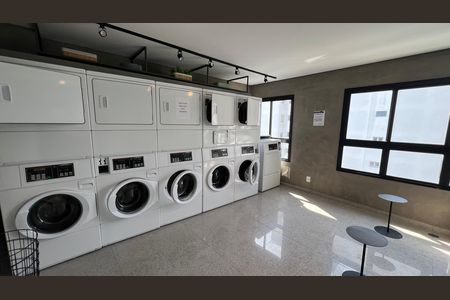 Studio para alugar com 25m², 1 quarto e sem vaga Studio para alugar com 25m², 1 quarto e sem vagaLavanderia