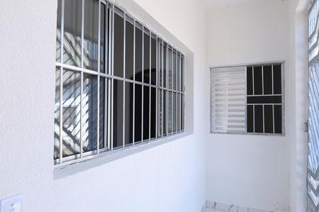 Casa para alugar com 50m², 2 quartos e sem vagaÁrea Externa