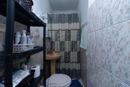 Casa à venda com 240m², 3 quartos e 4 vagasBanheiro 1