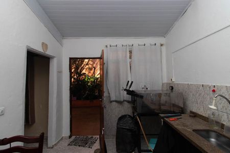 Casa à venda com 240m², 3 quartos e 4 vagasCozinha 2