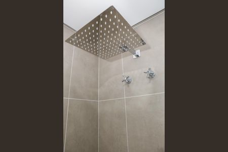 Apartamento para alugar com 75m², 2 quartos e 1 vaga Apartamento para alugar com 75m², 2 quartos e 1 vagaBanheiro Social