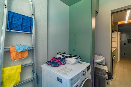 Apartamento à venda com 65m², 2 quartos e 1 vagaÁrea de Serviço