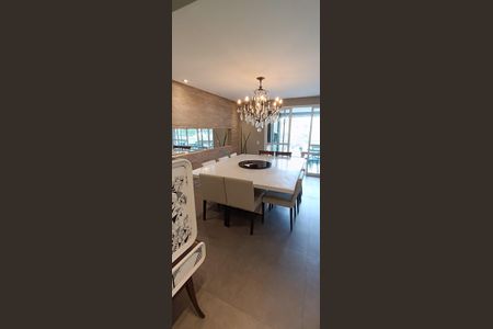 Apartamento à venda com 223m², 3 quartos e 4 vagasSala