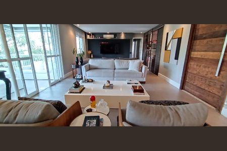 Apartamento à venda com 223m², 3 quartos e 4 vagasSala