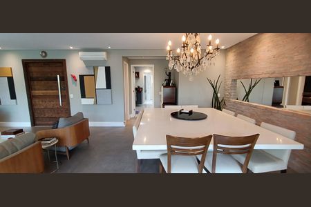 Apartamento à venda com 223m², 3 quartos e 4 vagasSala