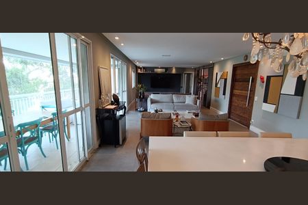 Apartamento à venda com 223m², 3 quartos e 4 vagasSala