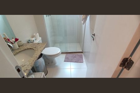 Apartamento à venda com 223m², 3 quartos e 4 vagasBanheiro da Suíte 2