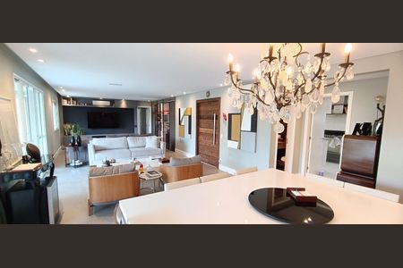 Apartamento à venda com 223m², 3 quartos e 4 vagasSala