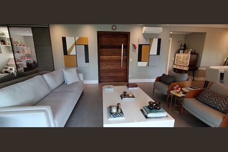 Apartamento à venda com 223m², 3 quartos e 4 vagasSala