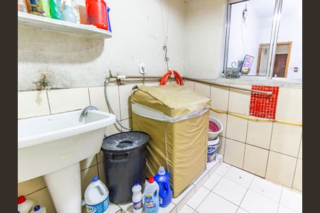 Casa à venda com 80m², 3 quartos e sem vaga Casa à venda com 80m², 3 quartos e sem vagaÁrea de Serviço