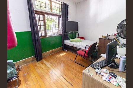 Casa à venda com 80m², 3 quartos e sem vaga Casa à venda com 80m², 3 quartos e sem vagaQuarto 1