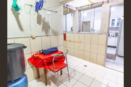 Casa à venda com 80m², 3 quartos e sem vaga Casa à venda com 80m², 3 quartos e sem vagaÁrea de Serviço