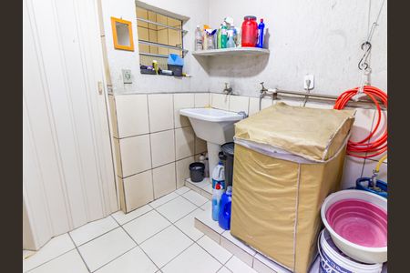 Casa à venda com 80m², 3 quartos e sem vaga Casa à venda com 80m², 3 quartos e sem vagaÁrea de Serviço