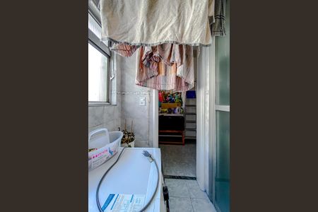 Apartamento à venda com 60m², 2 quartos e 1 vagaÁrea de Serviço