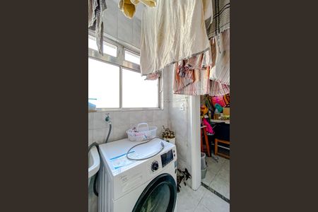 Apartamento à venda com 60m², 2 quartos e 1 vagaÁrea de Serviço