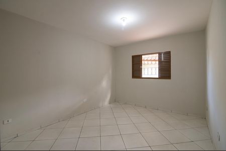 Casa para alugar com 80m², 1 quarto e 1 vaga Casa para alugar com 80m², 1 quarto e 1 vagaQuarto