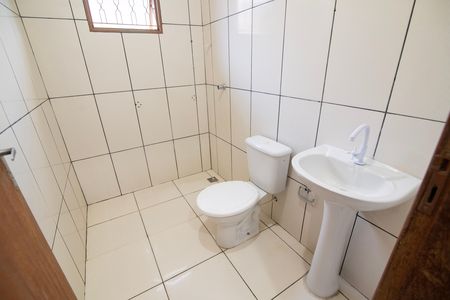 Casa para alugar com 80m², 1 quarto e 1 vaga Casa para alugar com 80m², 1 quarto e 1 vagaBanheiro