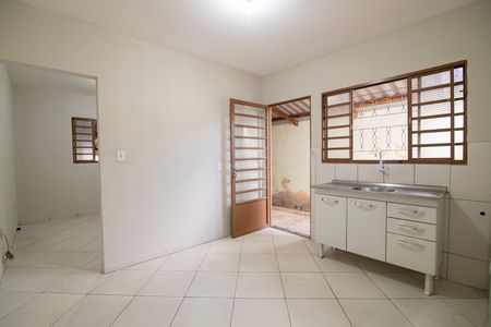 Casa para alugar com 80m², 1 quarto e 1 vaga Casa para alugar com 80m², 1 quarto e 1 vagaCozinha