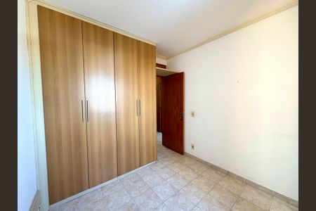 Apartamento à venda com 70m², 3 quartos e 1 vaga Apartamento à venda com 70m², 3 quartos e 1 vagaQuarto 2
