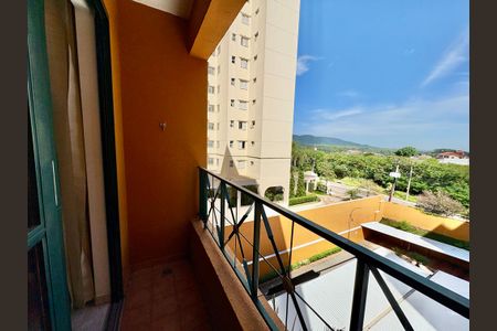 Apartamento à venda com 70m², 3 quartos e 1 vaga Apartamento à venda com 70m², 3 quartos e 1 vagaSacada Sala