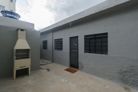 Casa para alugar com 70m², 3 quartos e 1 vagaQuintal