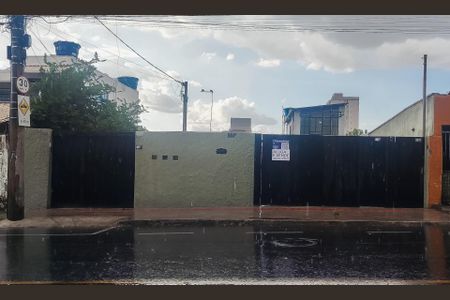 Casa para alugar com 70m², 3 quartos e 1 vagaPlaquinha