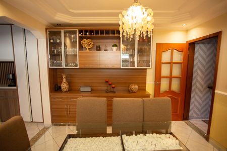 Casa à venda com 183m², 3 quartos e 3 vagasSALA DE JANTAR