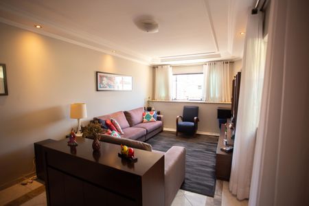 Casa à venda com 183m², 3 quartos e 3 vagasSALA