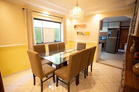 Casa à venda com 183m², 3 quartos e 3 vagasSALA DE JANTAR