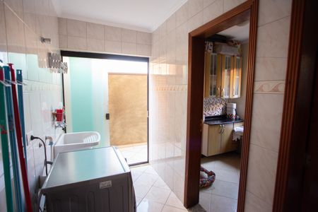 Casa à venda com 183m², 3 quartos e 3 vagasÁREA DE SERVIÇO