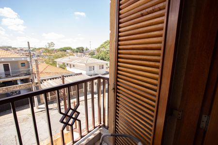 Casa à venda com 183m², 3 quartos e 3 vagasVARANDA QUARTO 1