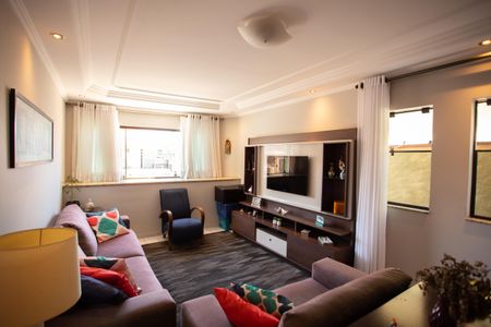 Casa à venda com 183m², 3 quartos e 3 vagasSALA