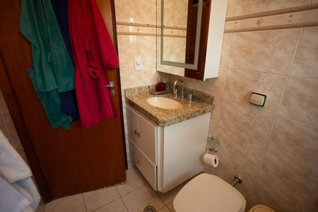 Casa à venda com 183m², 3 quartos e 3 vagasBANHEIRO