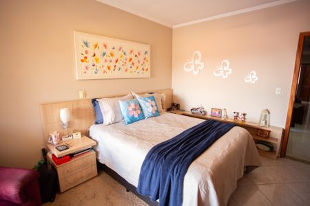 Casa à venda com 183m², 3 quartos e 3 vagasQUARTO 1