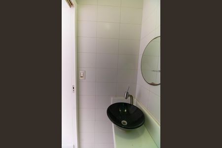 Apartamento à venda com 80m², 2 quartos e sem vaga Apartamento à venda com 80m², 2 quartos e sem vagaLavabo