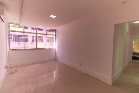 Apartamento à venda com 80m², 2 quartos e sem vaga Apartamento à venda com 80m², 2 quartos e sem vagaSala