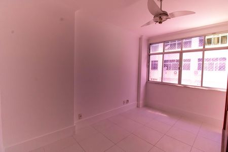 Apartamento à venda com 80m², 2 quartos e sem vaga Apartamento à venda com 80m², 2 quartos e sem vagaQuarto 1
