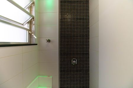 Apartamento à venda com 80m², 2 quartos e sem vaga Apartamento à venda com 80m², 2 quartos e sem vagaLavabo