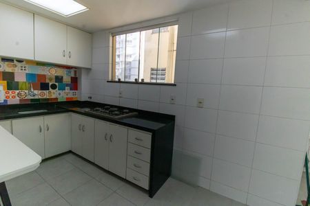 Apartamento à venda com 80m², 2 quartos e sem vaga Apartamento à venda com 80m², 2 quartos e sem vagaCozinha