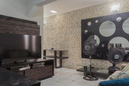 Casa para alugar com 125m², 2 quartos e 2 vagasSala