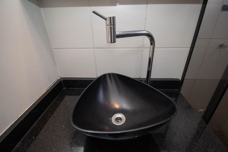 Apartamento para alugar com 48m², 2 quartos e 1 vaga Apartamento para alugar com 48m², 2 quartos e 1 vagaBanheiro