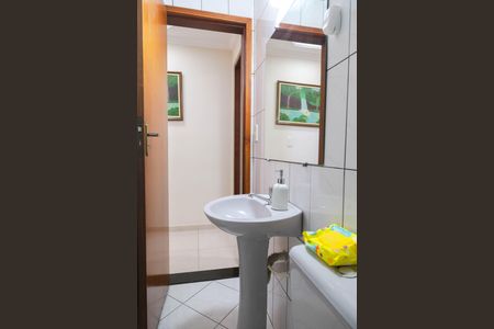 Casa à venda com 202m², 3 quartos e 2 vagas Casa à venda com 202m², 3 quartos e 2 vagasLavabo