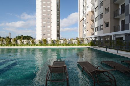 Apartamento para alugar com 46m², 2 quartos e 1 vagaÁrea comum - Piscina
