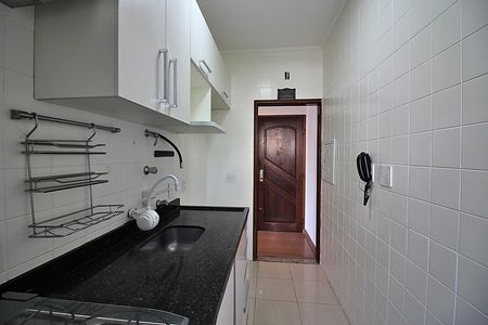 Apartamento para alugar com 65m², 2 quartos e 1 vagaCozinha