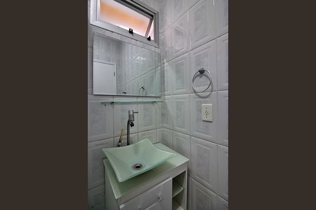 Apartamento para alugar com 65m², 2 quartos e 1 vagaBanheiro Social